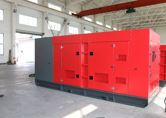 Used 400kw 500kva 3 Phase Power Generator , Cummins Silent Genset 12 Months Warranty